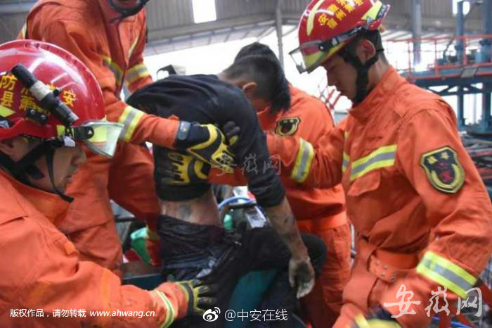 泽连斯基称与?特朗普讨论了和平倡议