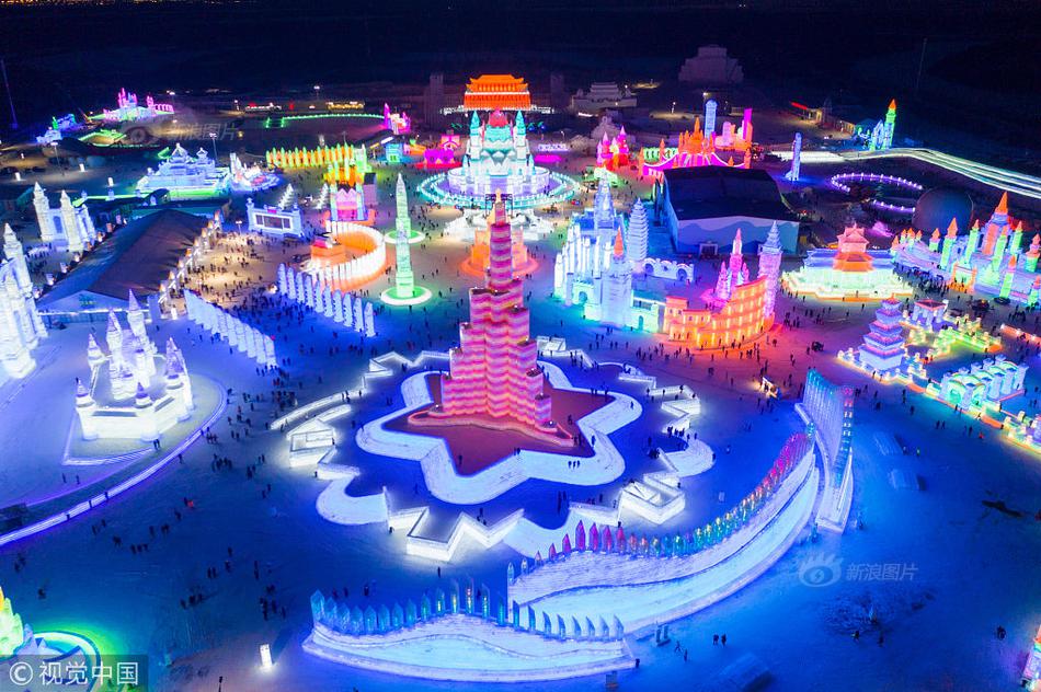 广东—自贸区板块震荡拉升，!红棉股份触及涨停