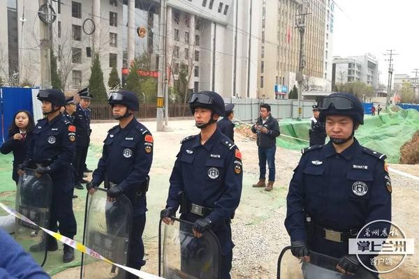 华夏银‘行’海口分行多项基金销售违规 海南证监局对其出具警示函并记入诚信档案