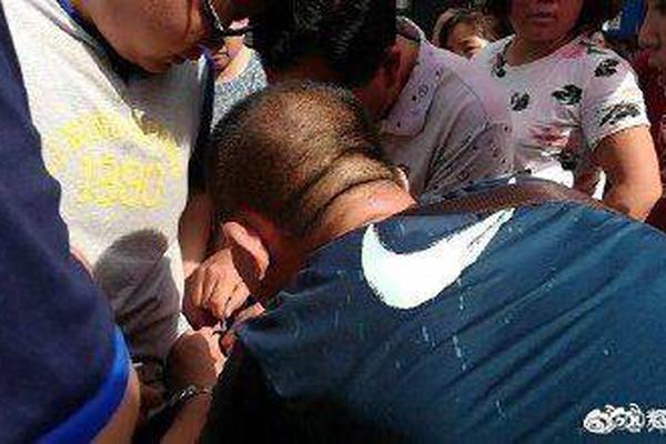 水贝黄金商户：金价:剧烈波动，—“一夜之间，黄金买家大量减少”