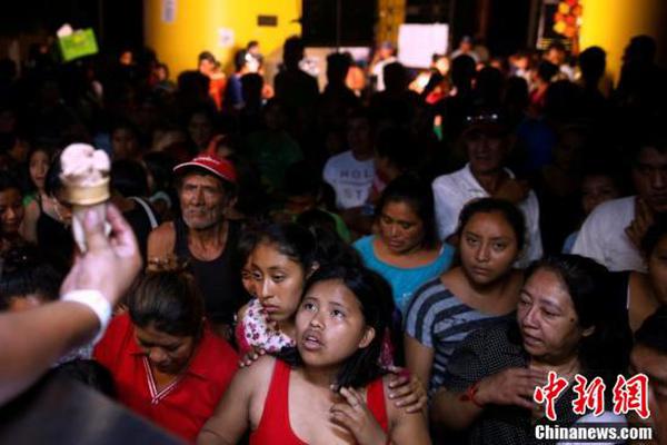 港‘股’机器人概念全线高开，三花智控涨超5%，特朗普政府“瞄准”机器人领域