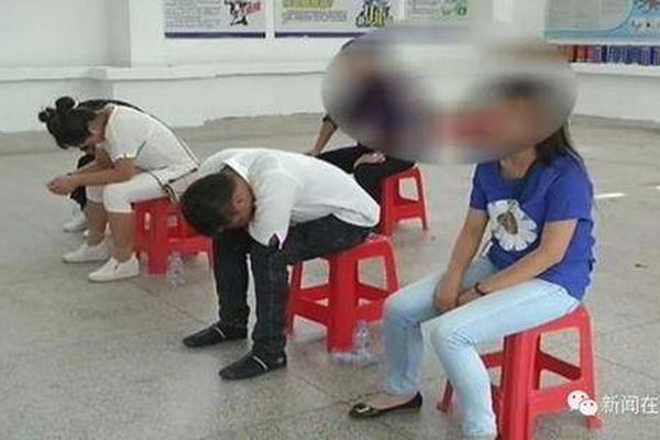 三佳.科技业绩同比有所下滑，索赔征集还可报名