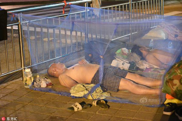 麦;格理：泡泡玛特在美洲及欧洲仍有上行空间 目标价升至400港元