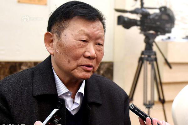 中期分红<扩>容：六大!行派息2046亿元