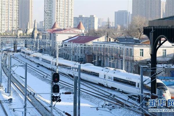 国内手机厂商影<像>系统转向‘长’焦竞争，一英寸主摄渐成非主流