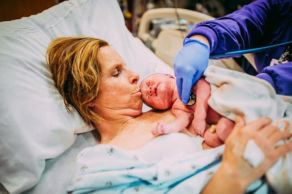 1?2只个股大宗交易超5?000万元