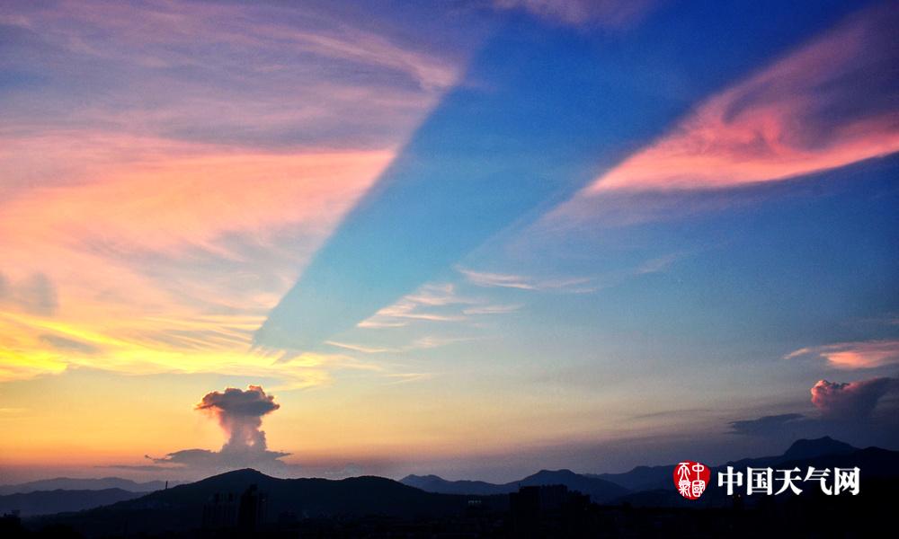 与,华为合作车企成功在港交所上市，首日股价破发，三天跌幅超10%！