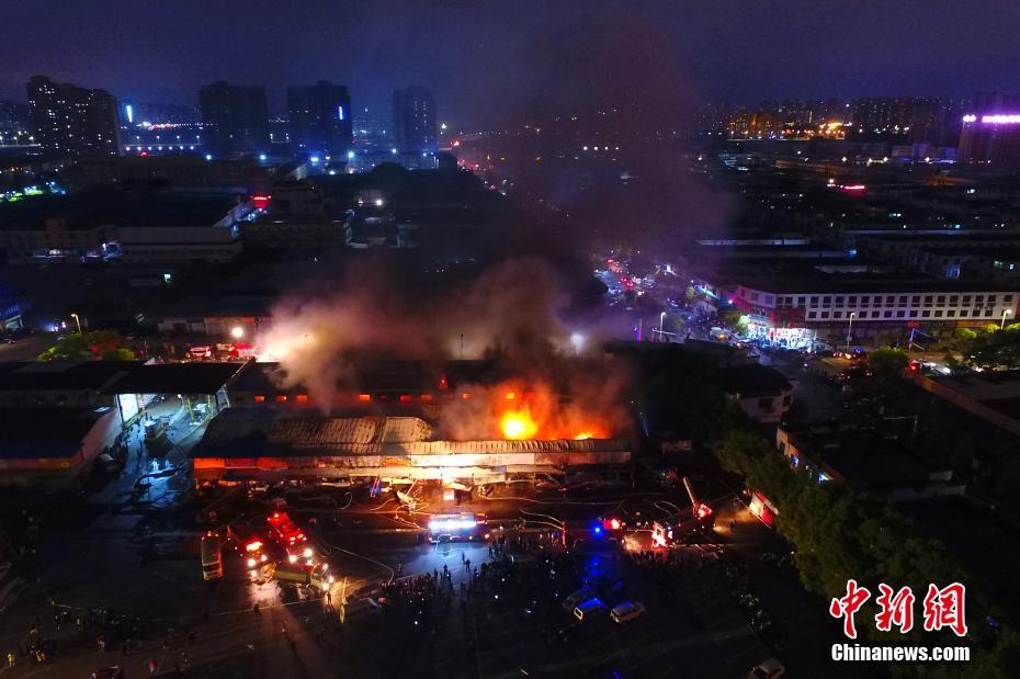 前蔻驰ce,o表示：关税政策将长期存在，而美国制造业难以跟上步伐